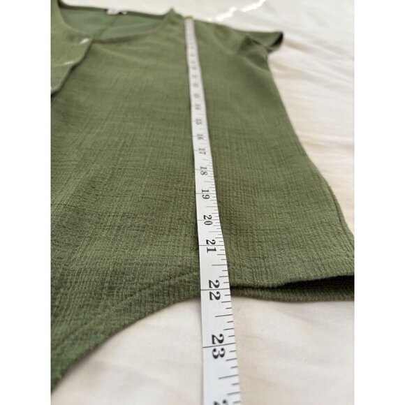 J.Crew Women's Textured Tie Front Top S Green Button Down V-neck Preppy Casual - Picture 8 of 8